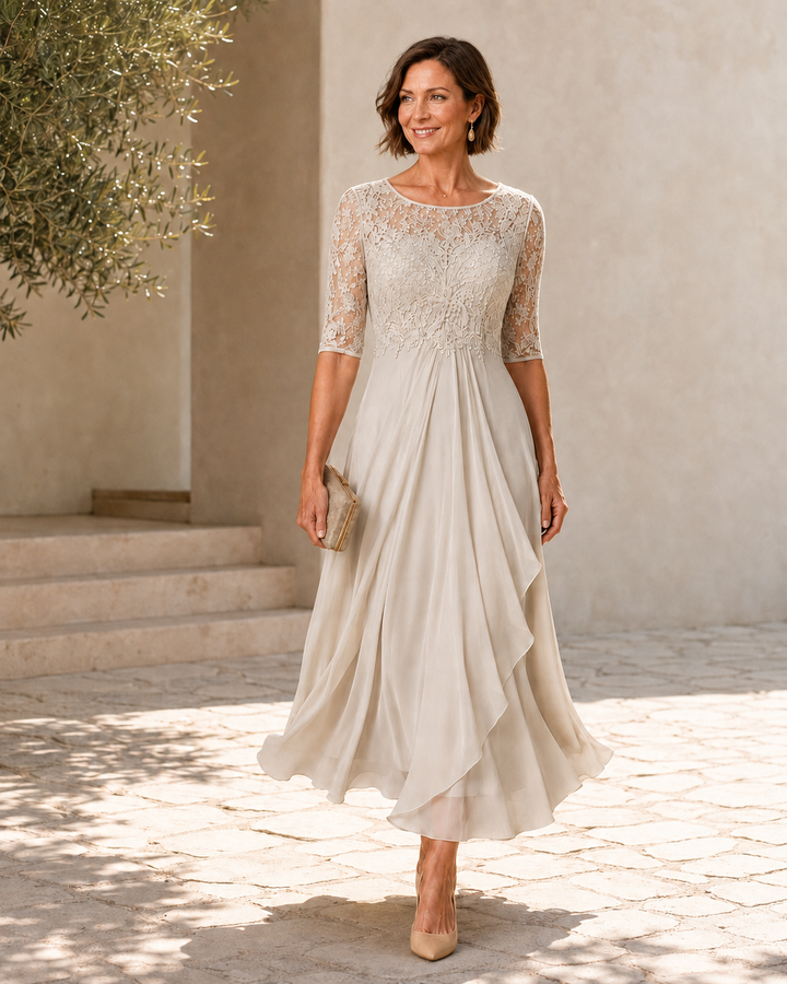 Rosa – The Flattering Lace Midi Dress