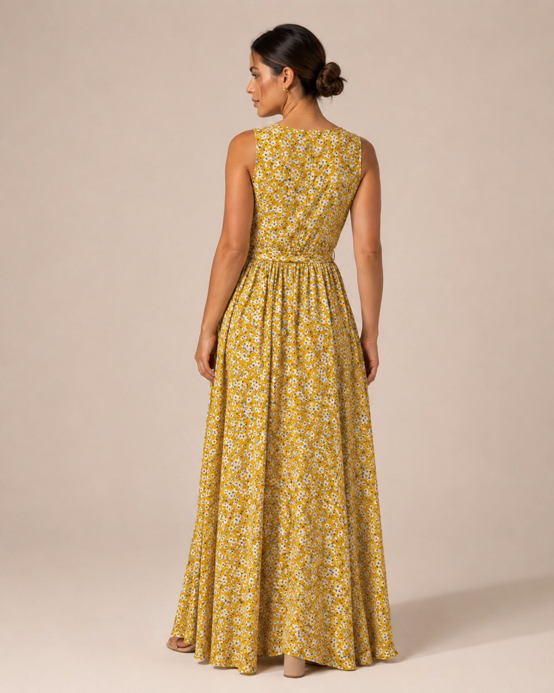 Maren - Sleeveless Maxi Dress with Floral Print and Slit