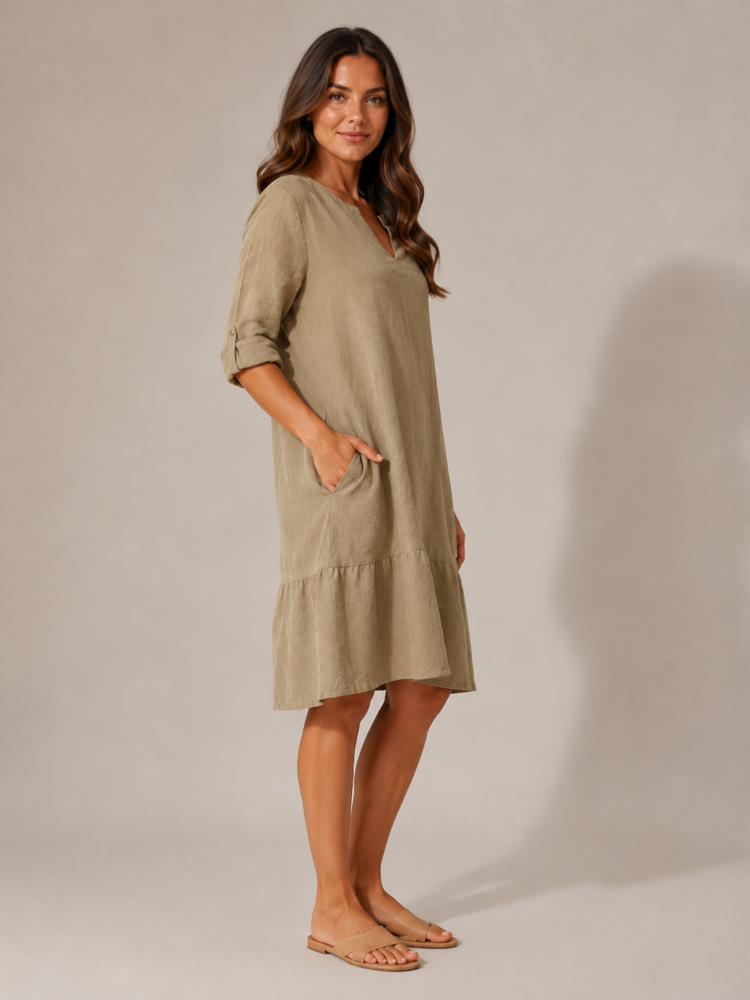 Nikki - Summer Dress with V-Neck and Relaxed Fit